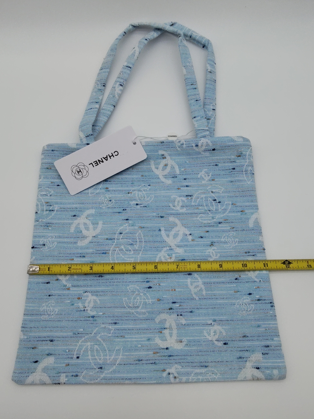CHANEL Blue Tweed CC Logo Mini Tote Gift Summer 2024 Beauté Employee Tote NIP - Picture 6 of 7